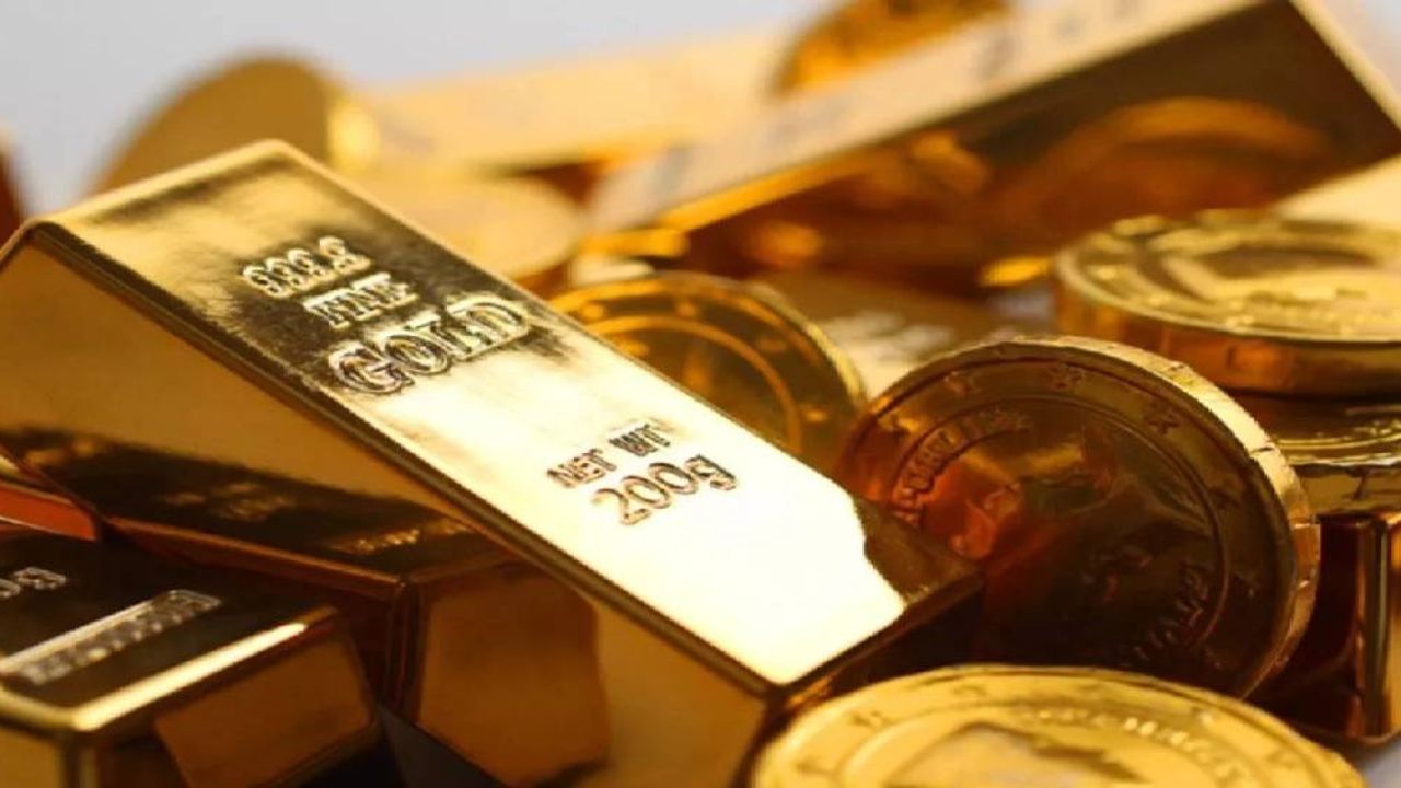 Altın yine tırmandı: Gram 4.402 TL, çeyrek 7.212 TL! Düğün sezonu hareketli ama cüzdanlar tedirgin, detaylar haberde