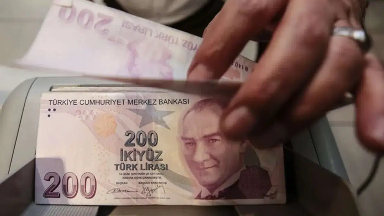 Mevduat Faizleri Eriyor! En Yüksek Faiz Veren Bankalar Belli Oldu
