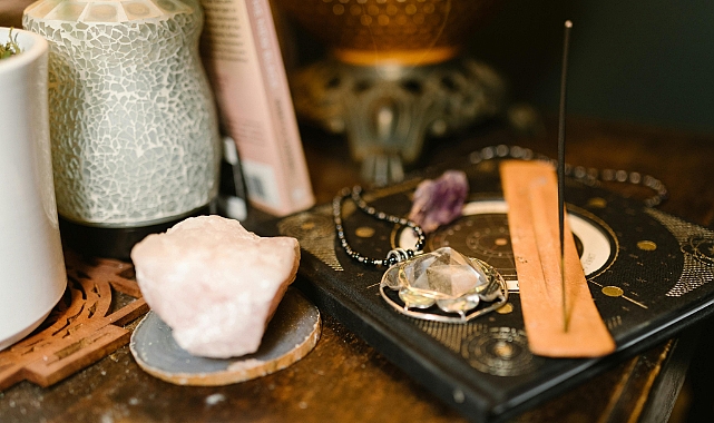 Astrolojide Birinci Ev Ne Anlama Geliyor? Kişiliğin Yüzü, Ruhun Zırhı