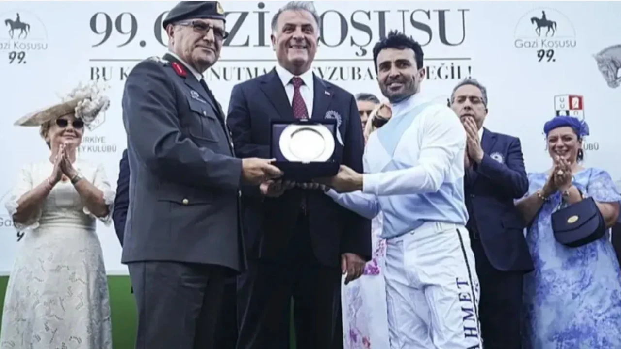 99. Gazi Koşusu’nda Cutha ile Ahmet Çelik Rekoru: Atçılık Dünyasının Kayıp Bir Yıldızı Hulusi Çil’in Mirası