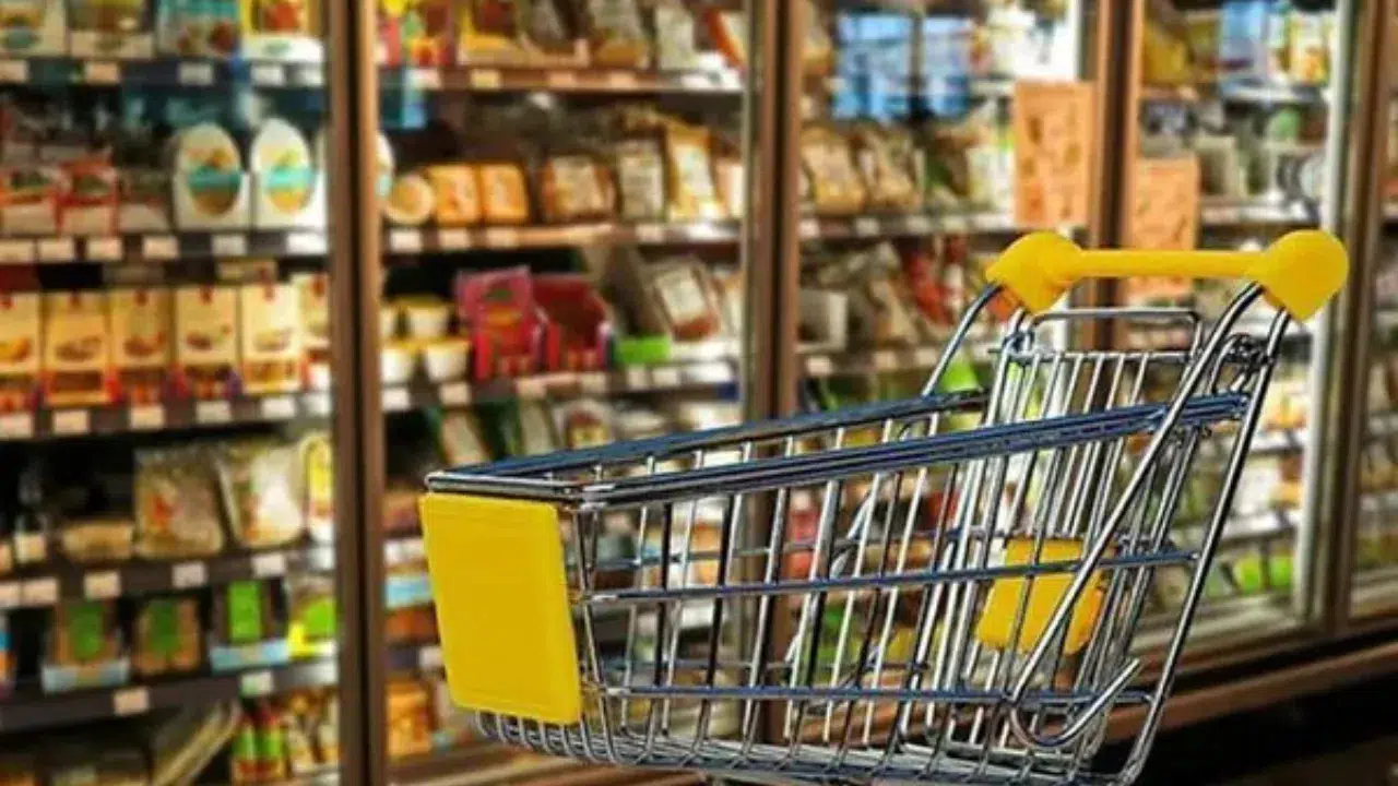 30 Ağustos’ta Marketler Açık Kalıyor mu? Tatil Gününde Alışveriş Saatleri Detayları Ortaya Çıktı