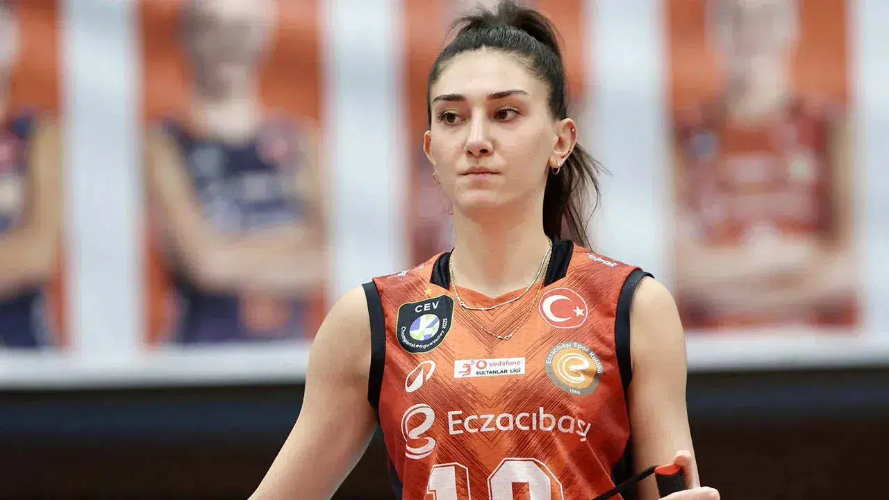 Voleybol Dünyasının Yeni Yıldızı Yaprak Erkek, 2025 Şampiyonası’nda Türkiye’yi temsil edecek mi?