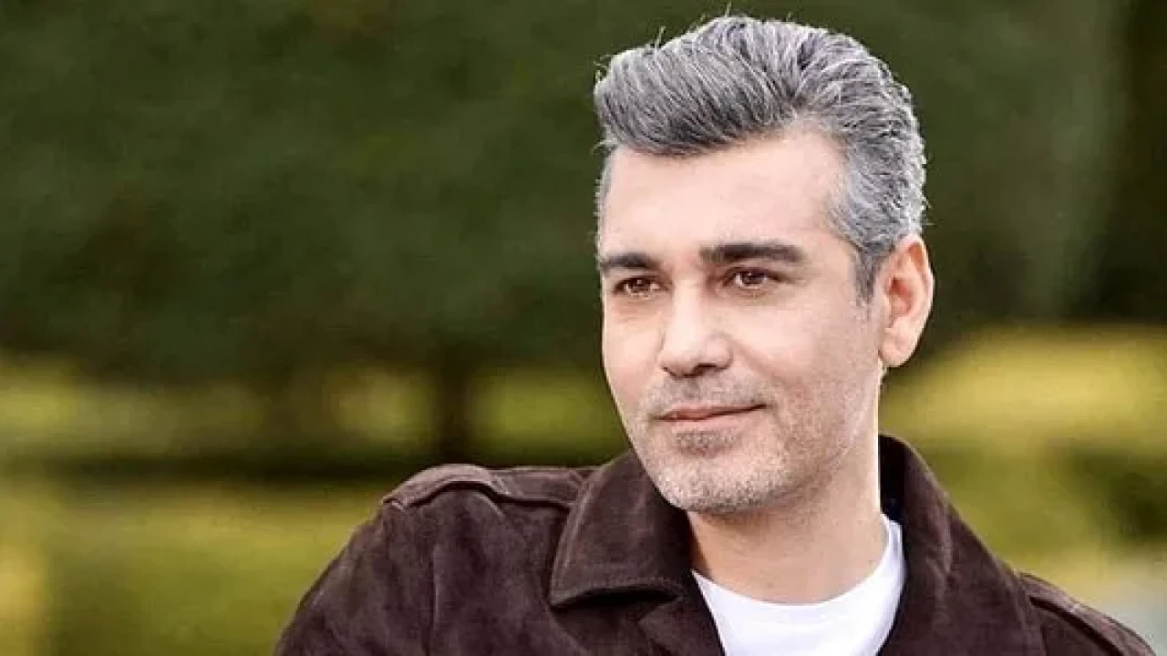 45 Yaşında Tiyatro Yıldızı: Caner Cindoruk'un Başarılı Kariyeri ve Eşsiz Rolleri