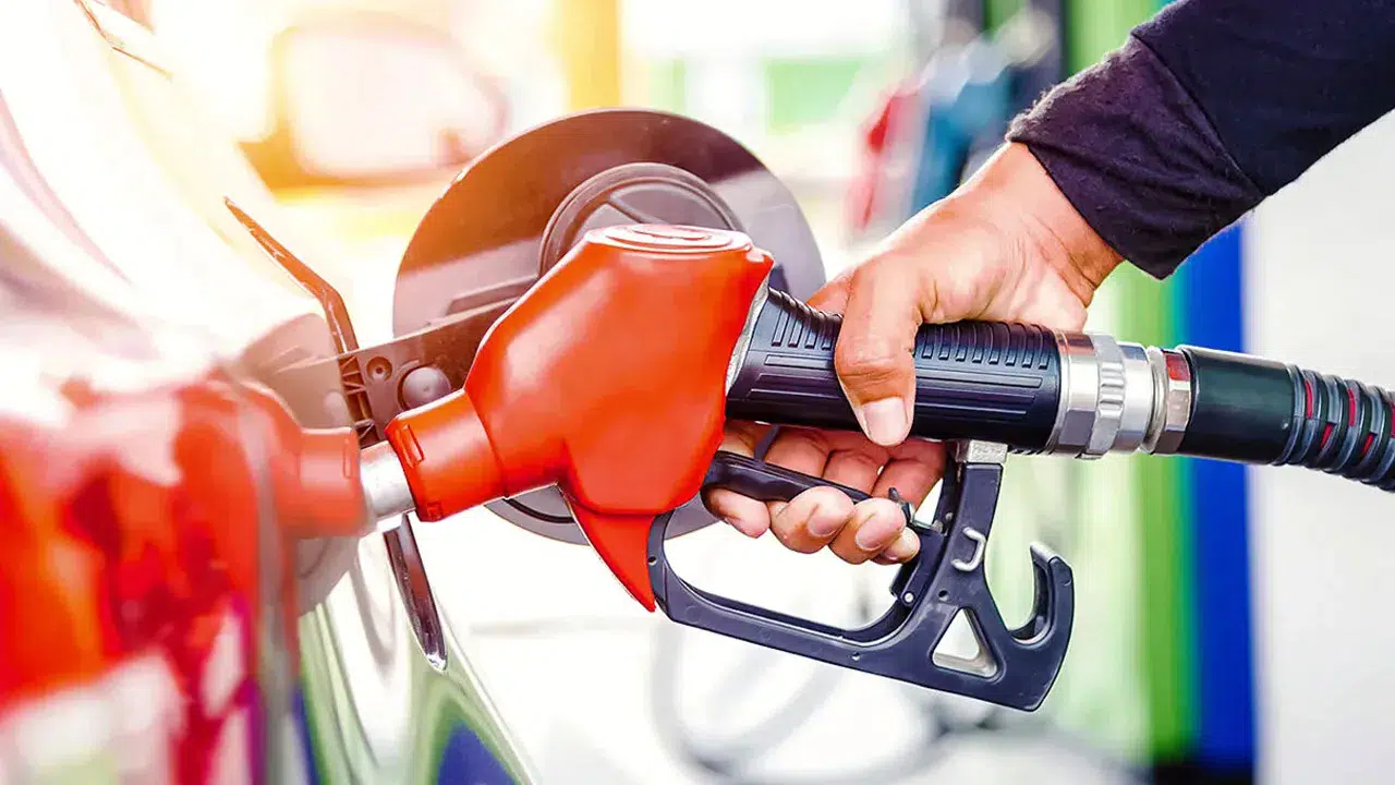 Motorinlerde yeni artış: Akaryakıt fiyatları bir kez daha yükselişin eşiğine.