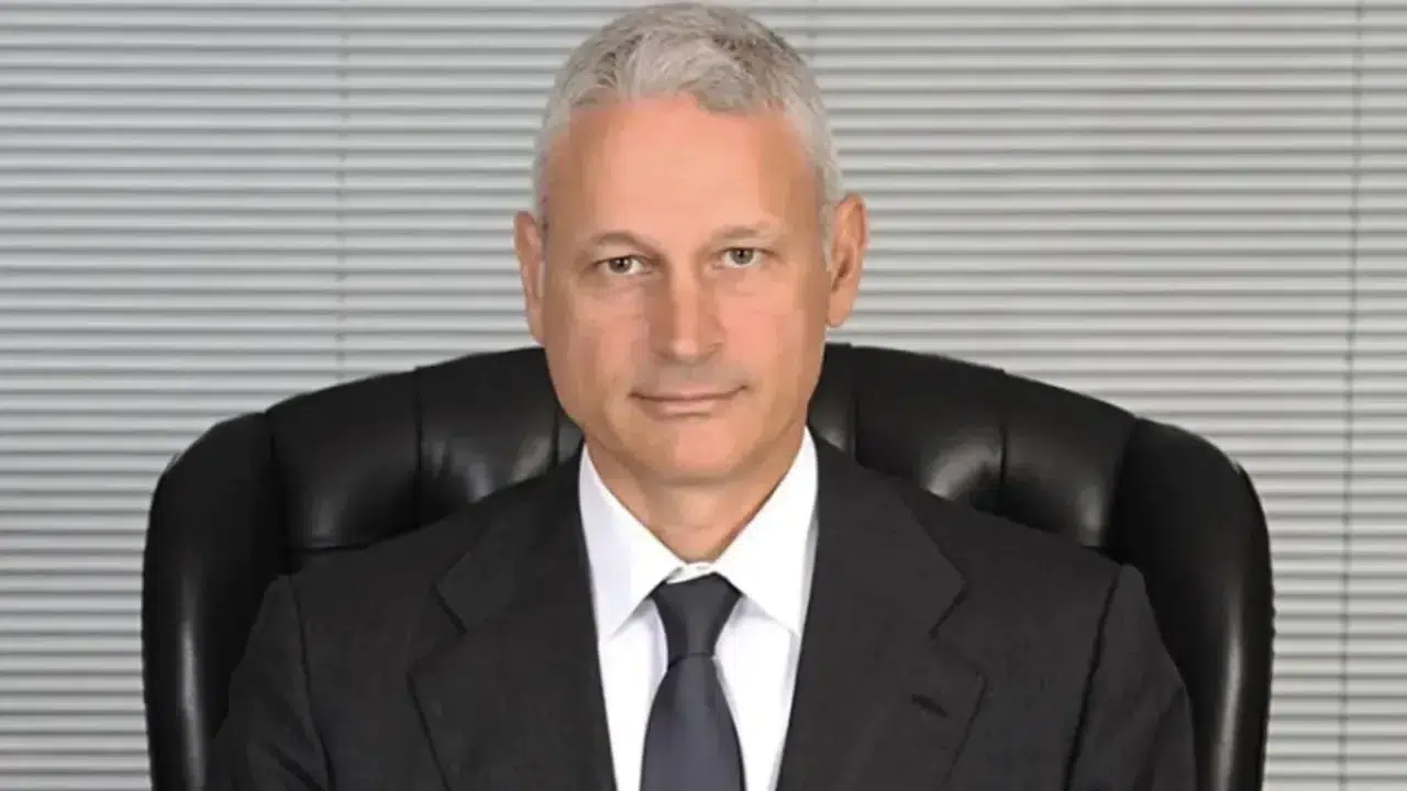 Finans Devleti Üzerinde Sarsma: BankPozitif CEO’sunun Özel Kaybı ve Türkiye’nin Ekonomik Geleceği Hakkında Merak.