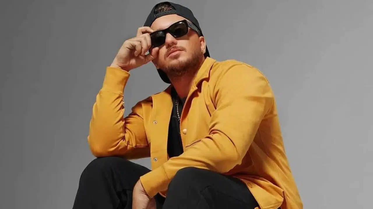 Rap Yıldızı Anıl Piyancı: Evli, Başarılı ve Müzik Tutkusuyla Türkiye'nin Kalbinde