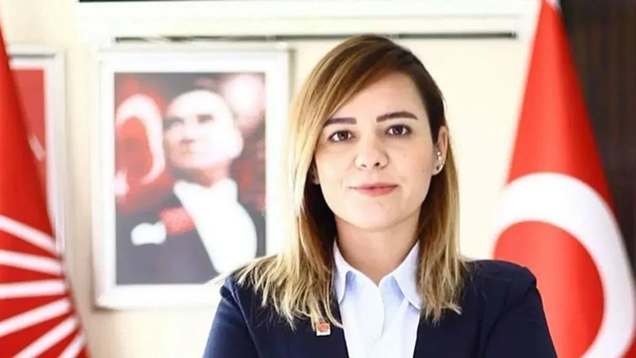Aydın’da Belediye Daire Başkanı İstedikten Sonra CHP’den Ayrılık: Siyasi Gerilim Tırmanıyor