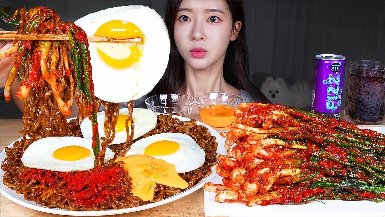 Güney Koreli Mukbang Yıldızı Fume: Doğum Günü, Sanatsal Yetenekleri ve YouTube Başarısı