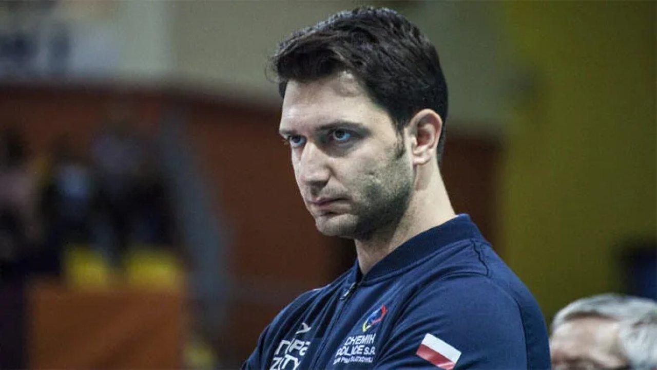 37 Yaşında Voleybol Antrenörü Ferhat Akbaş: Kariyerinin Gizli Detayları Ortaya Çıktı