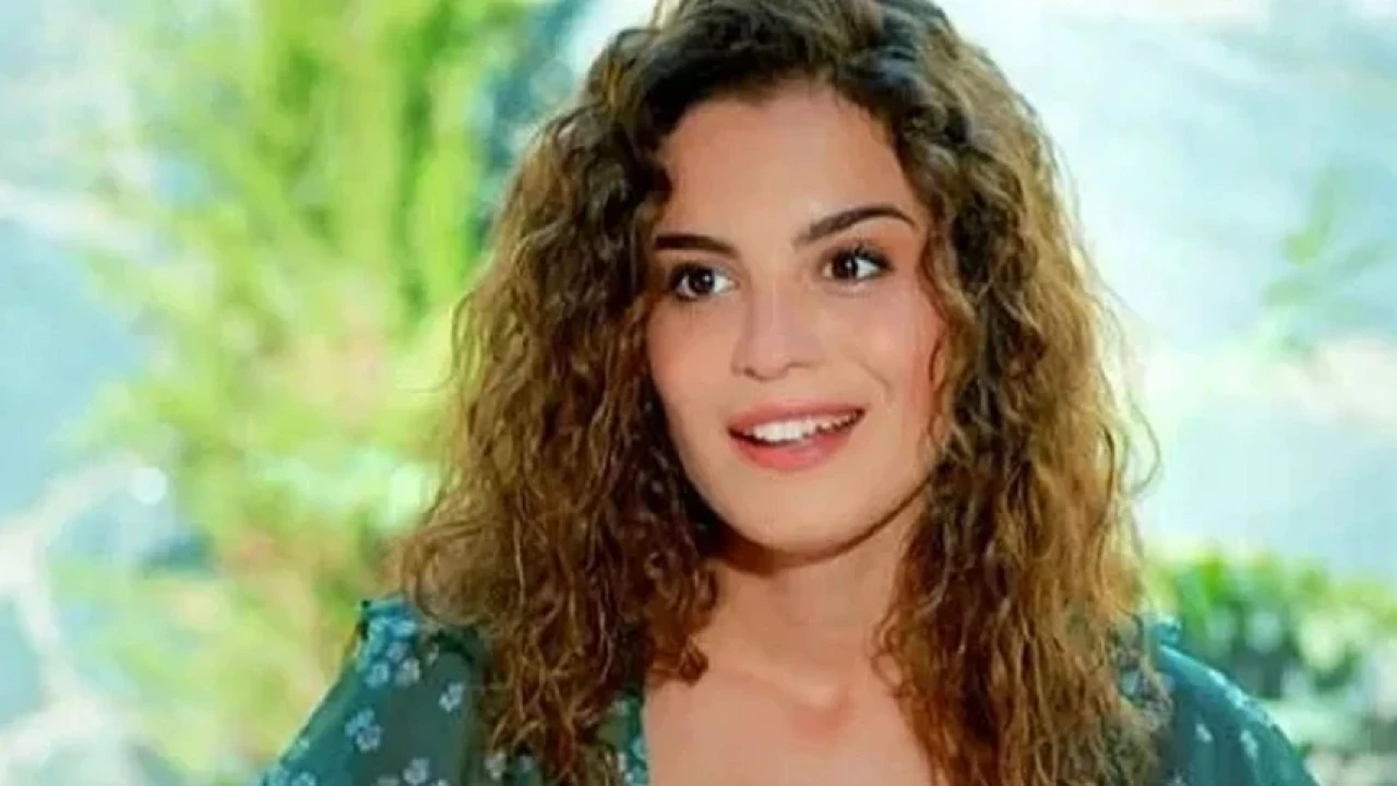 Aslı Bekiroğlu: 16 Yaşında İstanbullu Oyuncunun Kariyeri, Boyu ve İlgi Alanları