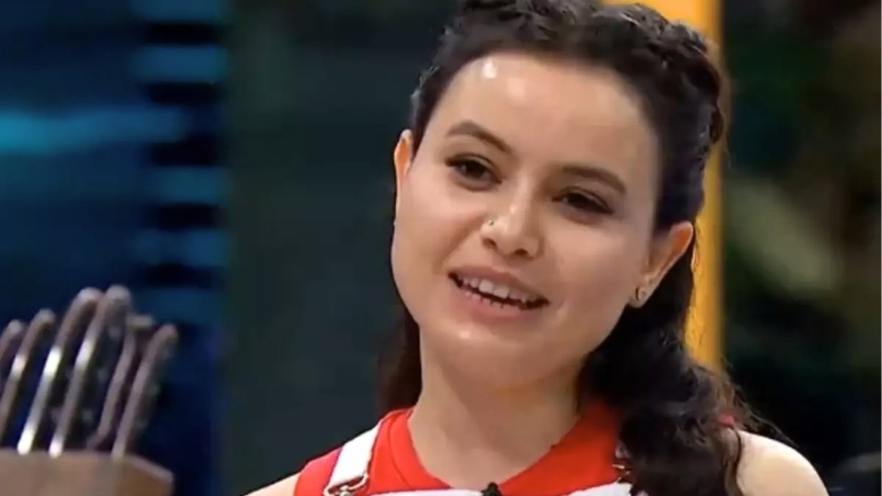MasterChef Açelya Kimdir? Kaç Yaşında, Nereli ve Elendi mi?