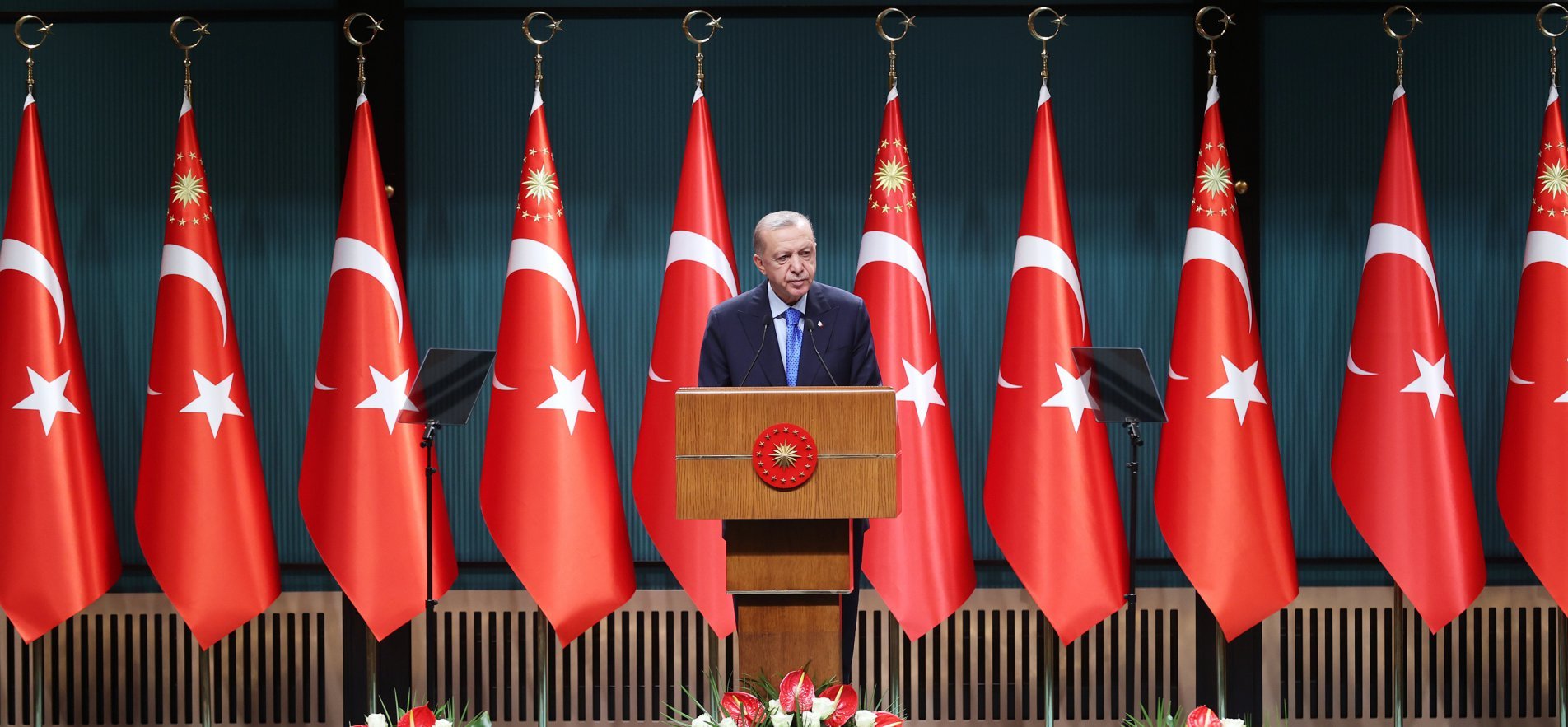 Cumhurbaşkanı Onayı ile Emekliye İlave Ödeme: VakıfBank’tan Faizsiz Destek!