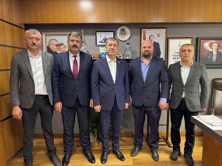 Tokat’ın Esnaf Temsilcileri TBMM’de Mustafa Arslan ile Görüştü: İstişarede Bulundular