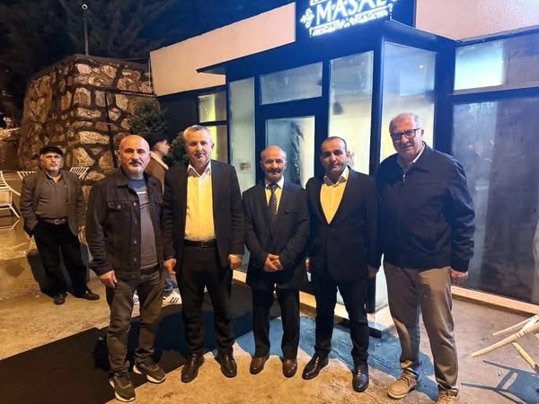 AK Parti Tokat Merkez İlçe Başkanı Ali Çalışkan, Büyükbeybağı Mahallesi’nde Nişan Merasimine Katıldı
